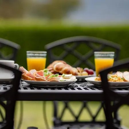 Braun 2 アパート カプルーン